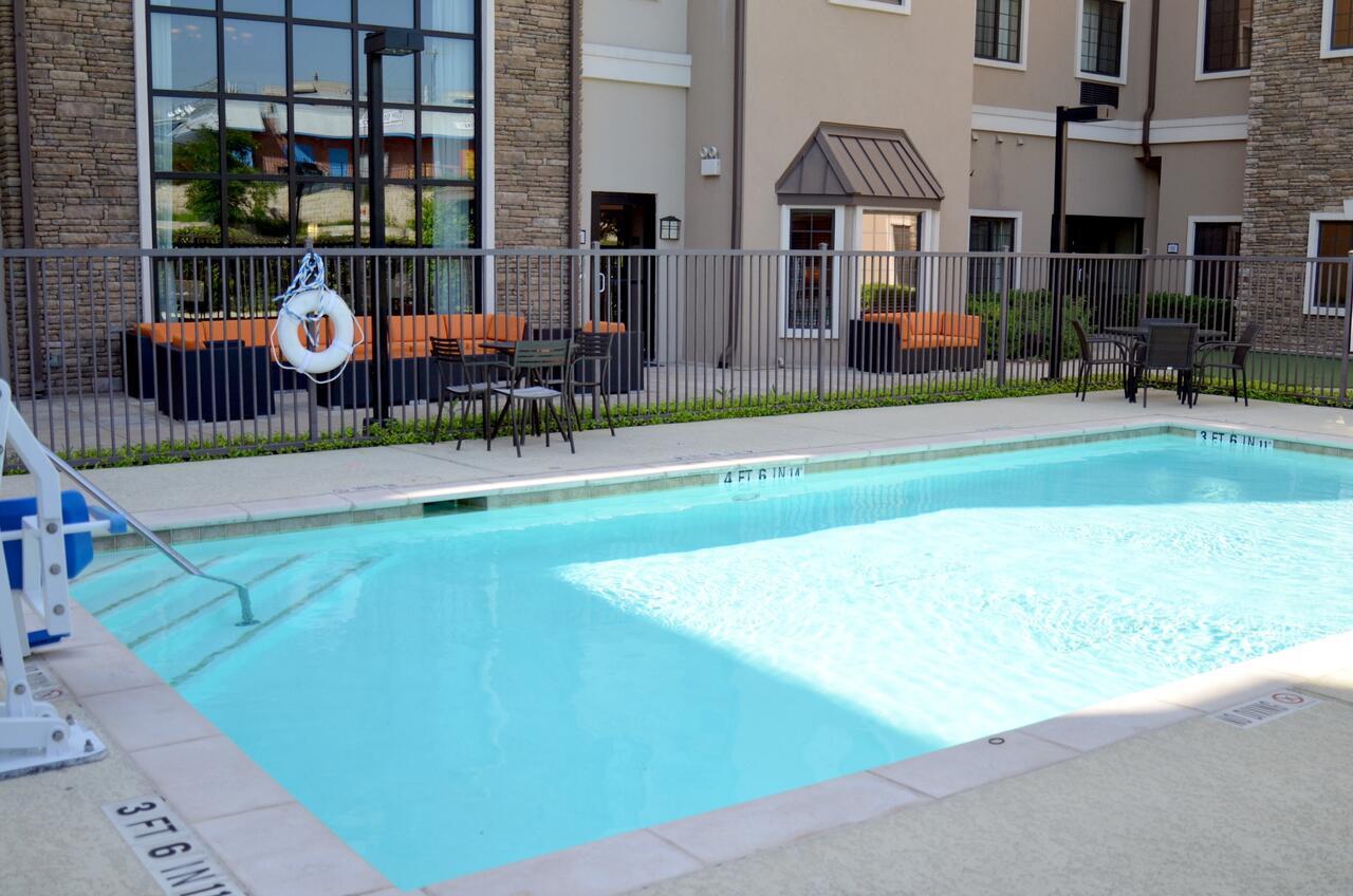 Staybridge Suites San Antonio Sea World By Ihg Exterior photo